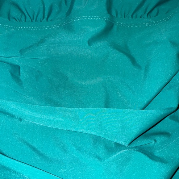 Ellen Tracy Women’s Size 8 Green One-Piece Swimsuit High Neck Keyhole Ruched - Picture 5 of 11